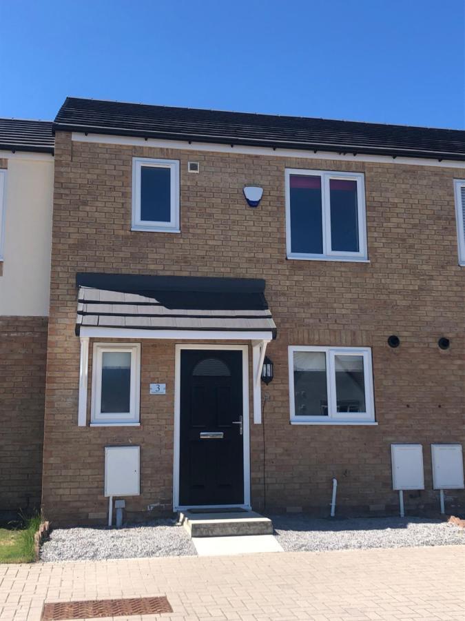 Barber House, With Two Allocated Parking Spaces Holiday home Hoyland
